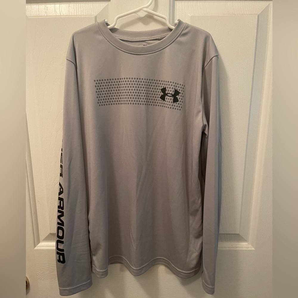 Boys Under Armour shirts